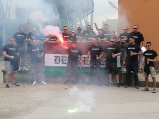 Elindultak a DKKA szurkolók Veszprémbe - fotó: Ónodi Zoltán