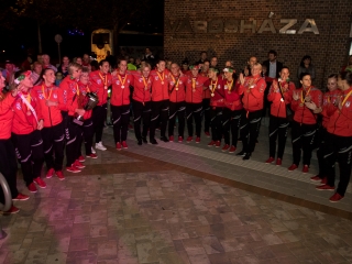 Európa csúcsán a DKKA - A város hazavárta lányait - fotó: Ónodi Zoltán