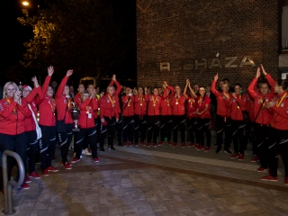 Európa csúcsán a DKKA - A város hazavárta lányait - fotó: Ónodi Zoltán