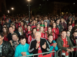 Európa csúcsán a DKKA - A város hazavárta lányait - fotó: Ónodi Zoltán