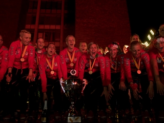 Európa csúcsán a DKKA - A város hazavárta lányait - fotó: Ónodi Zoltán