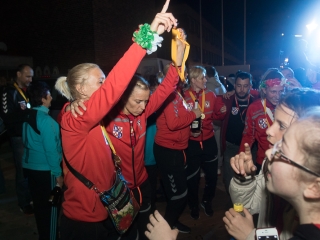 Európa csúcsán a DKKA - A város hazavárta lányait - fotó: Ónodi Zoltán