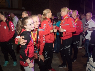 Európa csúcsán a DKKA - A város hazavárta lányait - fotó: Ónodi Zoltán