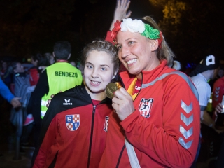 Európa csúcsán a DKKA - A város hazavárta lányait - fotó: Ónodi Zoltán