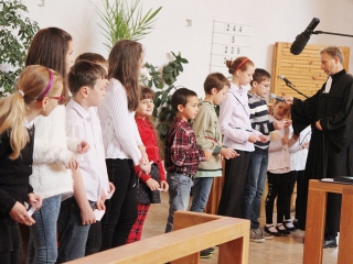 Istentisztelettel ünnepelték a 20 éves Evangélikus Templomot - fotó: Sándor Judit