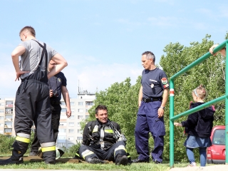 Tűzoltók lépcsőfutó versenye - fotó: Sándor Judit