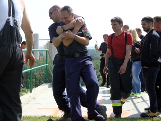 Tűzoltók lépcsőfutó versenye - fotó: Sándor Judit