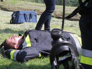 Tűzoltók lépcsőfutó versenye - fotó: Sándor Judit