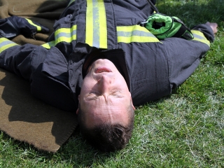 Tűzoltók lépcsőfutó versenye - fotó: Sándor Judit