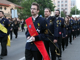 Elbúcsúztak az egyetemisták a várostól - A Szalamender képekben - fotó: Sándor Judit