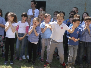 Móricz - Birtokba vették a gyerekek az új játszóteret - fotó: Sándor Judit