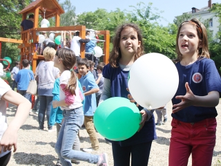 Móricz - Birtokba vették a gyerekek az új játszóteret - fotó: Sándor Judit