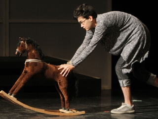 Ádámok és Évák - Színpadon az Odösszeia - fotó: Sándor Judit