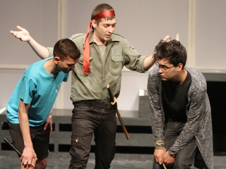 Ádámok és Évák - Színpadon az Odösszeia - fotó: Sándor Judit