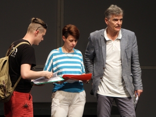 Ádámok és Évák - Színpadon az Odösszeia - fotó: Sándor Judit