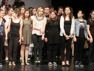 Ádámok és Évák - Színpadon az Odösszeia - fotó: Sándor Judit