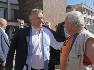 Miniszterelnöki látogatás Dunaújvárosban - fotó: 