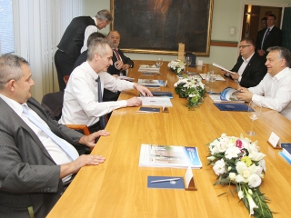 Miniszterelnöki látogatás Dunaújvárosban - fotó: 