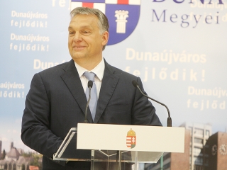 Miniszterelnöki látogatás Dunaújvárosban - fotó: 