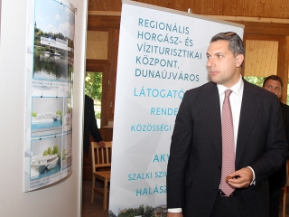 Miniszterelnöki látogatás Dunaújvárosban - fotó: 