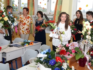 Elballagtak a Dózsa iskola végzősei - fotó: Sándor Judit