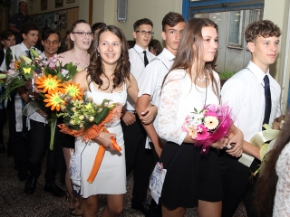 Elballagtak a Dózsa iskola végzősei - fotó: Sándor Judit