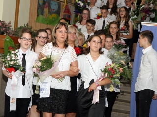 Elballagtak a Dózsa iskola végzősei - fotó: Sándor Judit