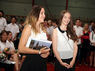 Elballagtak a Dózsa iskola végzősei - fotó: Sándor Judit