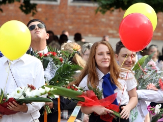 Ballagás a Petőfiben - fotó: Sándor Judit