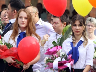 Ballagás a Petőfiben - fotó: Sándor Judit