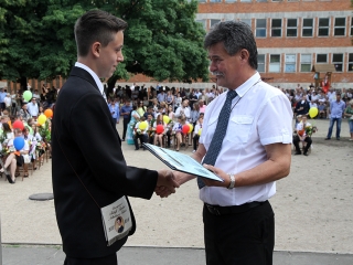 Ballagás a Petőfiben - fotó: Sándor Judit