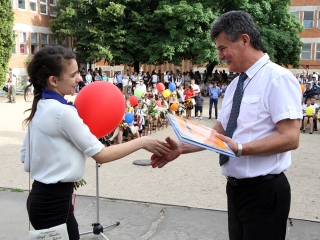 Ballagás a Petőfiben - fotó: Sándor Judit