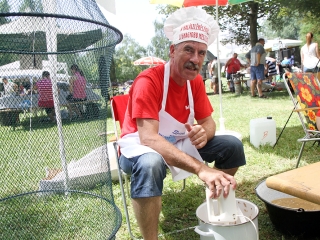 I. Dunaújvárosi Horgász-, Halászlé- és Halfőző Verseny - fotó: Sándor Judit