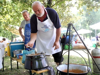 I. Dunaújvárosi Horgász-, Halászlé- és Halfőző Verseny - fotó: Sándor Judit