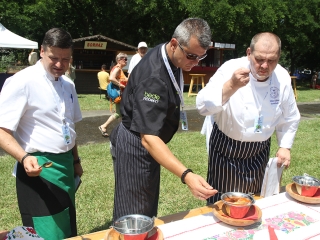 I. Dunaújvárosi Horgász-, Halászlé- és Halfőző Verseny - fotó: Sándor Judit
