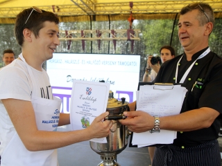 I. Dunaújvárosi Horgász-, Halászlé- és Halfőző Verseny - fotó: Sándor Judit