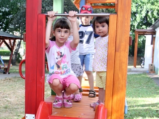 Játszótéravatás Újtelepen - fotó: Sándor Judit