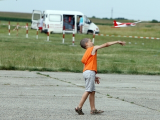 Földön és levegőben - Repülőnap 2016, Kisapostag - fotó: Sándor Judit