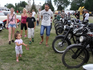 Földön és levegőben - Repülőnap 2016, Kisapostag - fotó: Sándor Judit