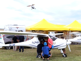 Földön és levegőben - Repülőnap 2016, Kisapostag - fotó: Sándor Judit