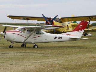 Földön és levegőben - Repülőnap 2016, Kisapostag - fotó: Sándor Judit