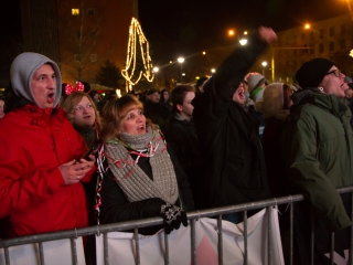 Szilveszteri utcabál a Főtéren - fotó: Ónodi Zoltán