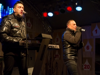 Szilveszteri utcabál a Főtéren - fotó: Ónodi Zoltán