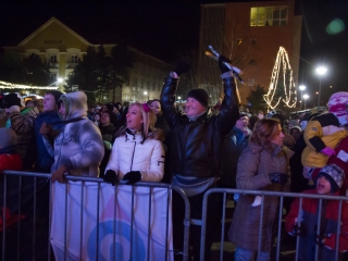 Szilveszteri utcabál a Főtéren - fotó: Ónodi Zoltán
