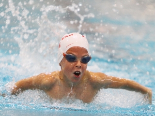 Régiós úszóverseny a Fabó Éva Sportuszodában - fotó: Sándor Judit