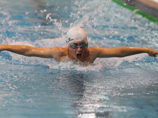 Régiós úszóverseny a Fabó Éva Sportuszodában - fotó: Sándor Judit