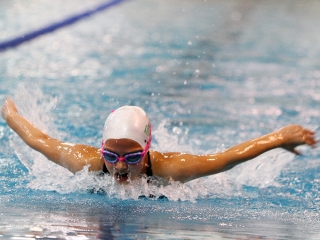 Régiós úszóverseny a Fabó Éva Sportuszodában - fotó: Sándor Judit