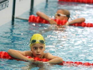Régiós úszóverseny a Fabó Éva Sportuszodában - fotó: Sándor Judit