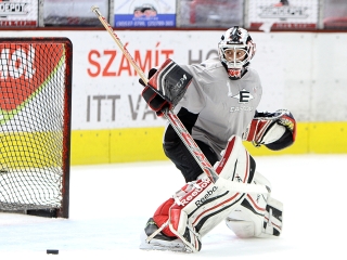 A DAB első jeges edzése - fotó: Sándor Judit