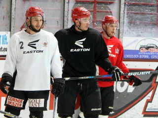 A DAB első jeges edzése - fotó: Sándor Judit